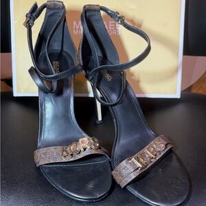 Michael Kors Black and Brown Women's Sandals Sz 10M like new box